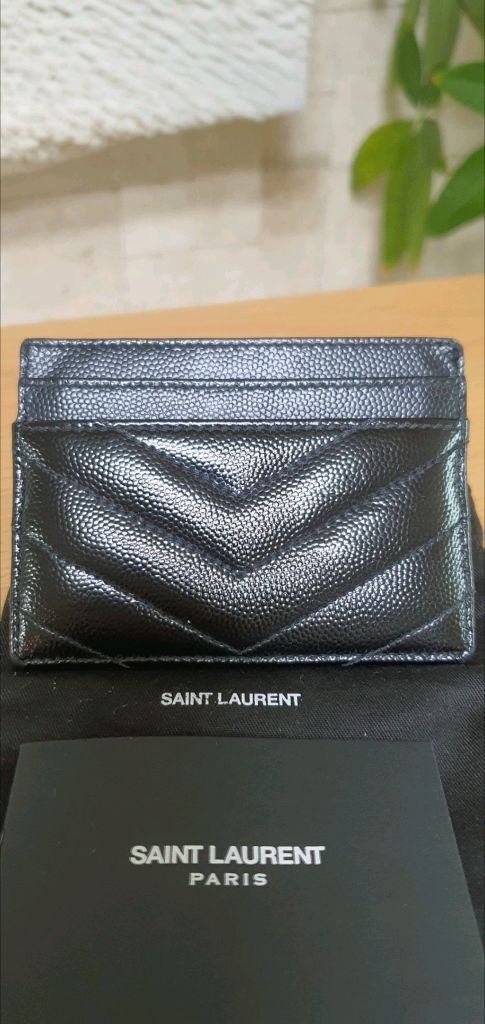 입생로랑 생로랑 카드지갑 금장 정품A급(감정O)구찌프라다루이비통디올고야드샤넬셀린느보테가버버리발렌시아가가방 이미지