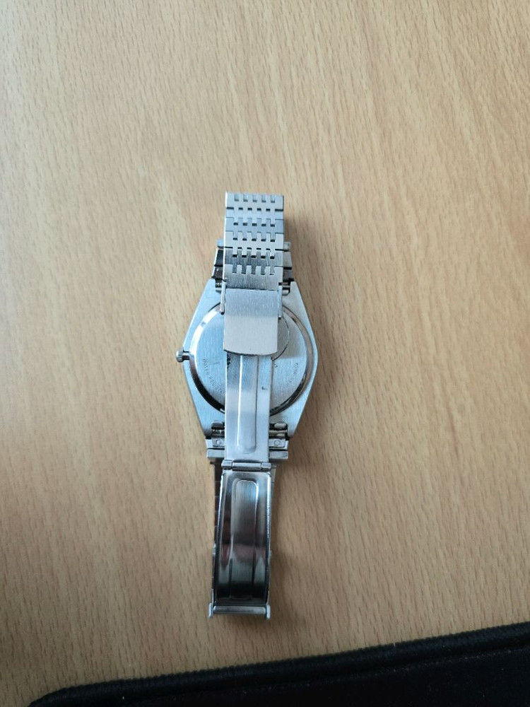 세이코 그랜드쿼츠 9943-800a 이미지