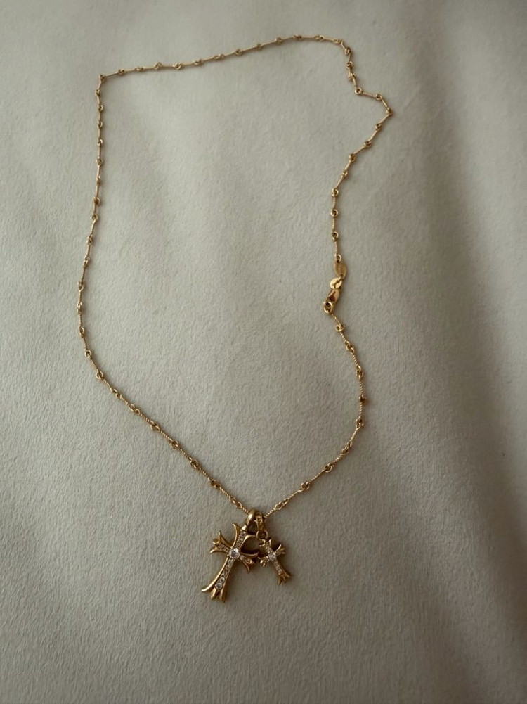 크롬하츠18k 골드 크로스 목걸이 이미지