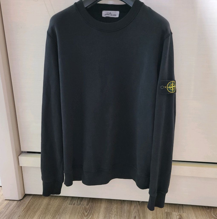 스톤아일랜드 맨투맨 명품티스웻셔츠자켓패딩구찌루이비통디올셀린느프라다톰브라운에르메스 이미지