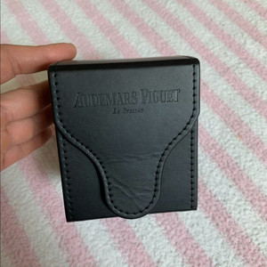 오데마피게 휴대용 시계 파우치 케이스 이미지