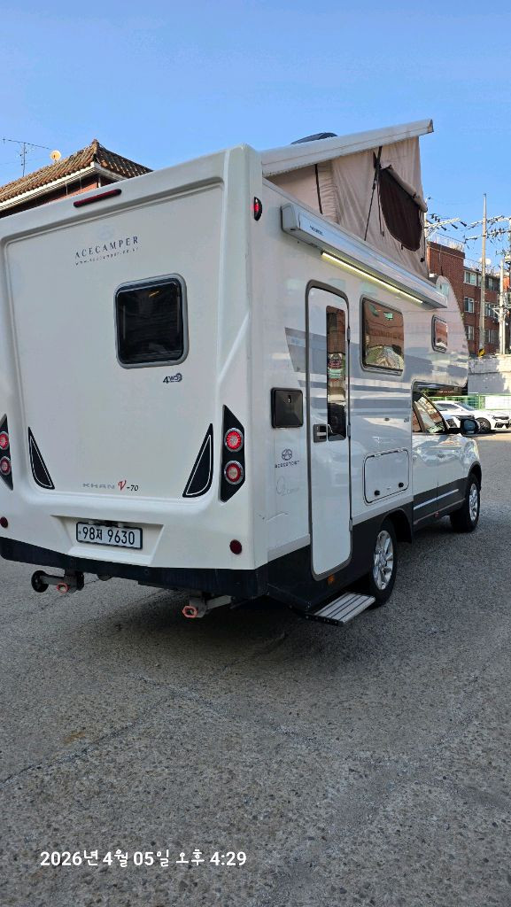 캠핑카 이미지