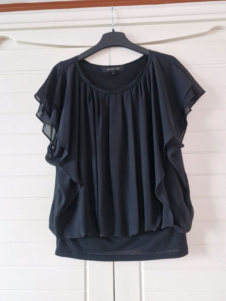 머스트비 상의+Letzz스커트 온앤온쥬크씨씨콜렉트럭키슈에뜨에고이스트레니본샤틴지컷시슬리시스템sjsj베네통나이스크랍듀엘 이미지