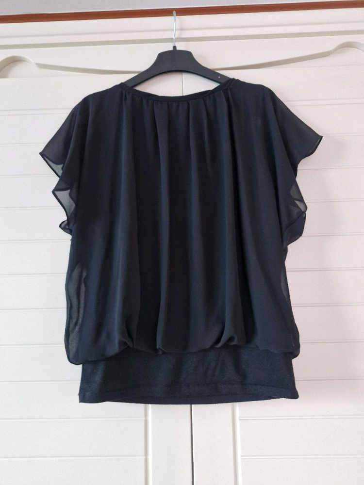 머스트비 상의+Letzz스커트 온앤온쥬크씨씨콜렉트럭키슈에뜨에고이스트레니본샤틴지컷시슬리시스템sjsj베네통나이스크랍듀엘 이미지