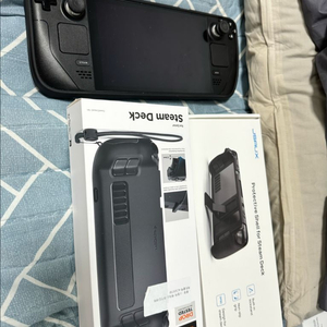 [택포]코도모 정발 lcd스팀덱 512기가 버전(2테라교체)+외장메모리512장착 풀셋팅=케이스 다수 및 독 싸게판매 이미지