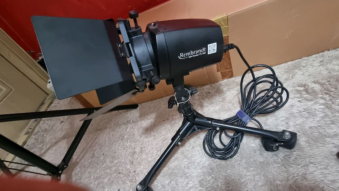 Rembrandt Mini Strobo PL-180 조명 세트 이미지