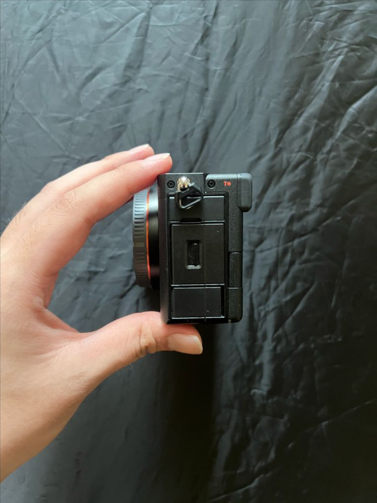 소니 a7c2 풀박스 이미지