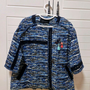 탱커스 트위드 자켓 오즈세컨지컷에고이스트베네통럭키슈에뜨온앤온시스템듀엘헤지스미샤sjsj시슬리레니본쥬크샤틴씨씨콜렉트 이미지