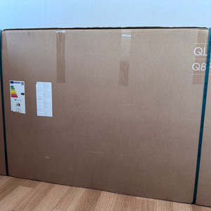 (미개봉 새제품) 삼성 최신 65인치 QLED TV 이미지