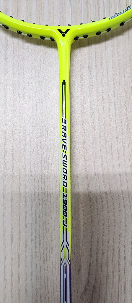 빅터 브레이브소드 1900J 배드민턴 라켓 이미지