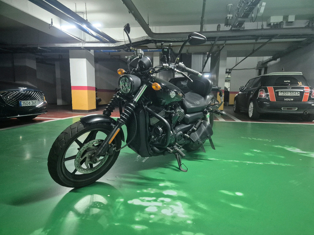 할리데이비슨 스트리트750 이미지