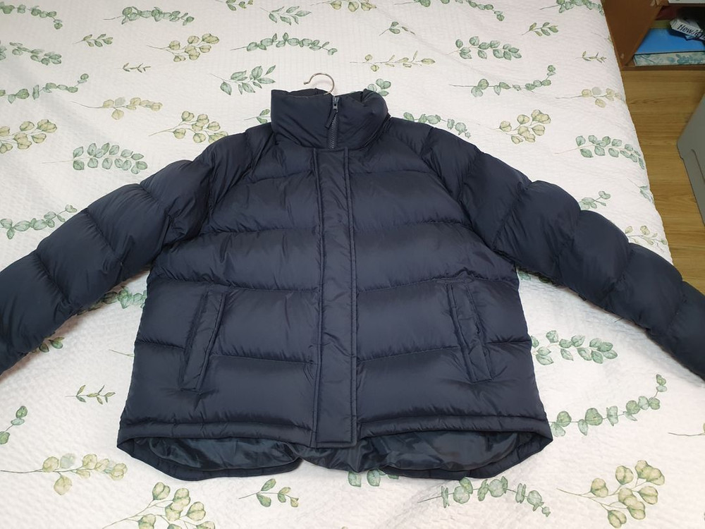 유니클로 남녀공용 JW앤더슨 숏패딩 다운 점퍼 이미지