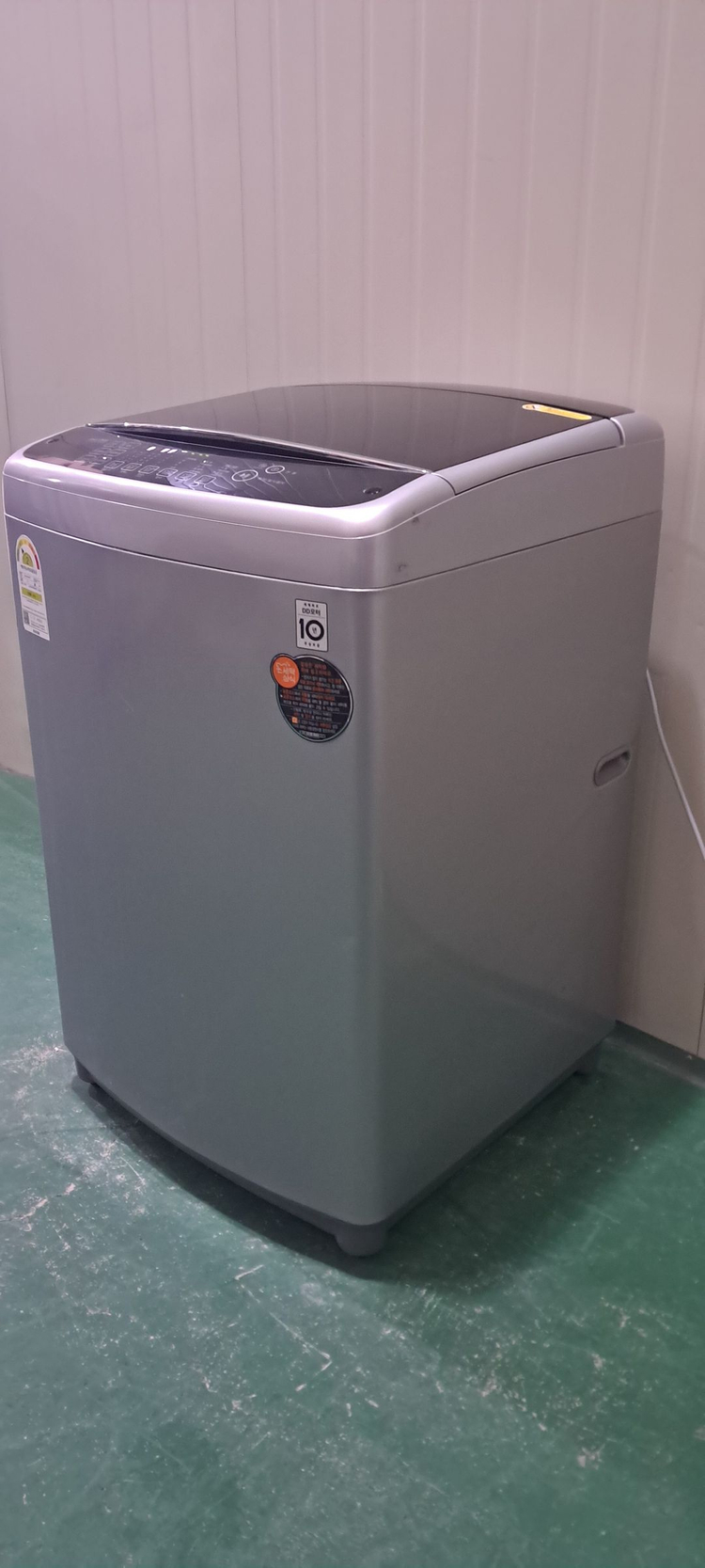 2636 엘지 16KG 통돌이세탁기(메탈실버+블랙라벨) 이미지