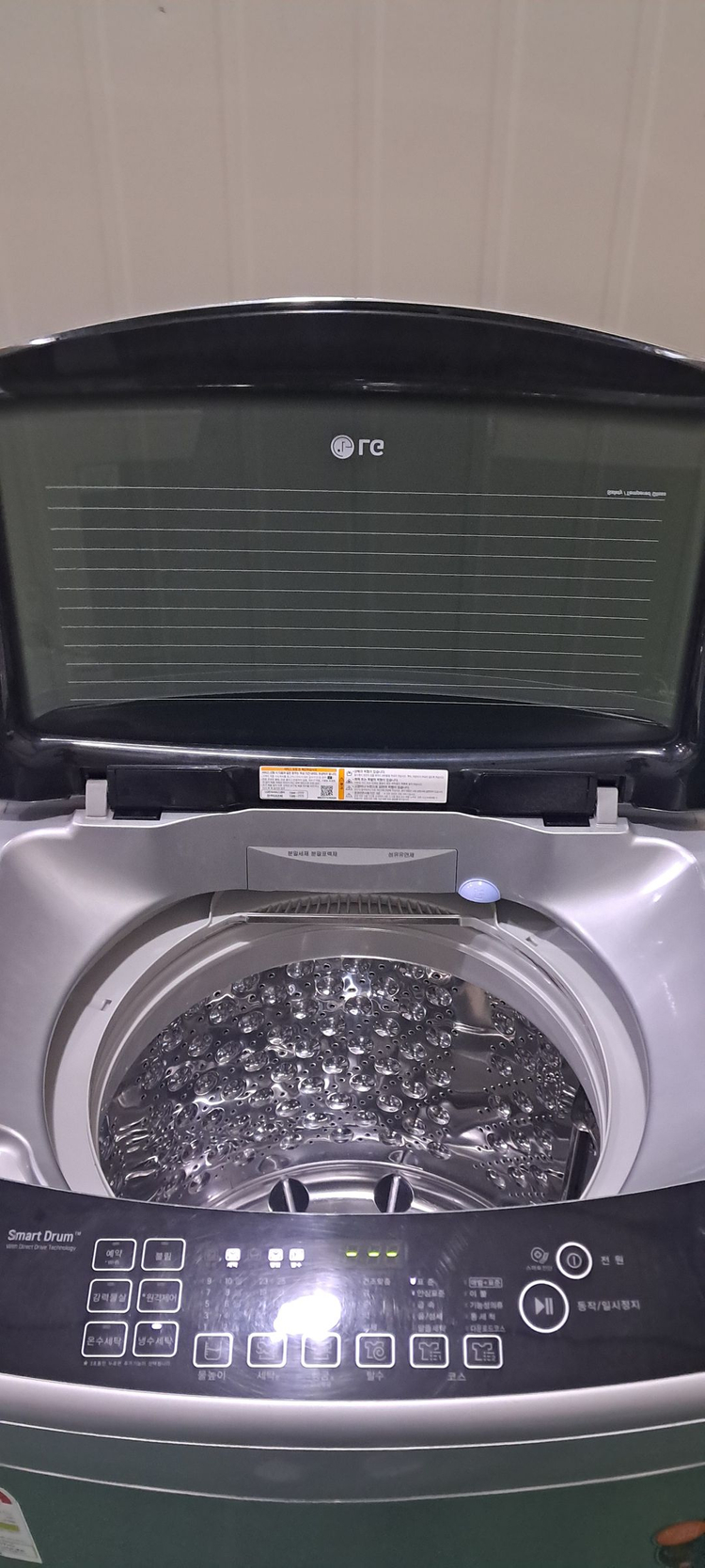 2636 엘지 16KG 통돌이세탁기(메탈실버+블랙라벨) 이미지