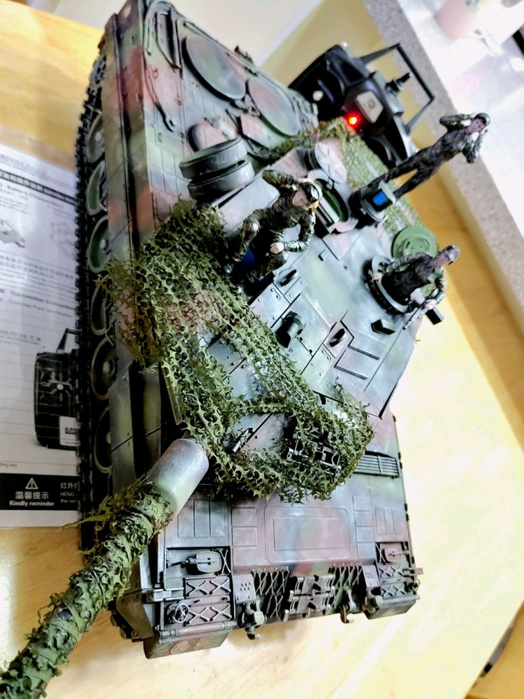 *각종교신가능*정밀도색RC카탱크(대형1/16헝롱7.0PRO버전)프라모델알씨카*독일레오파드2A6전차풀셋~바람에언덕에서 이미지