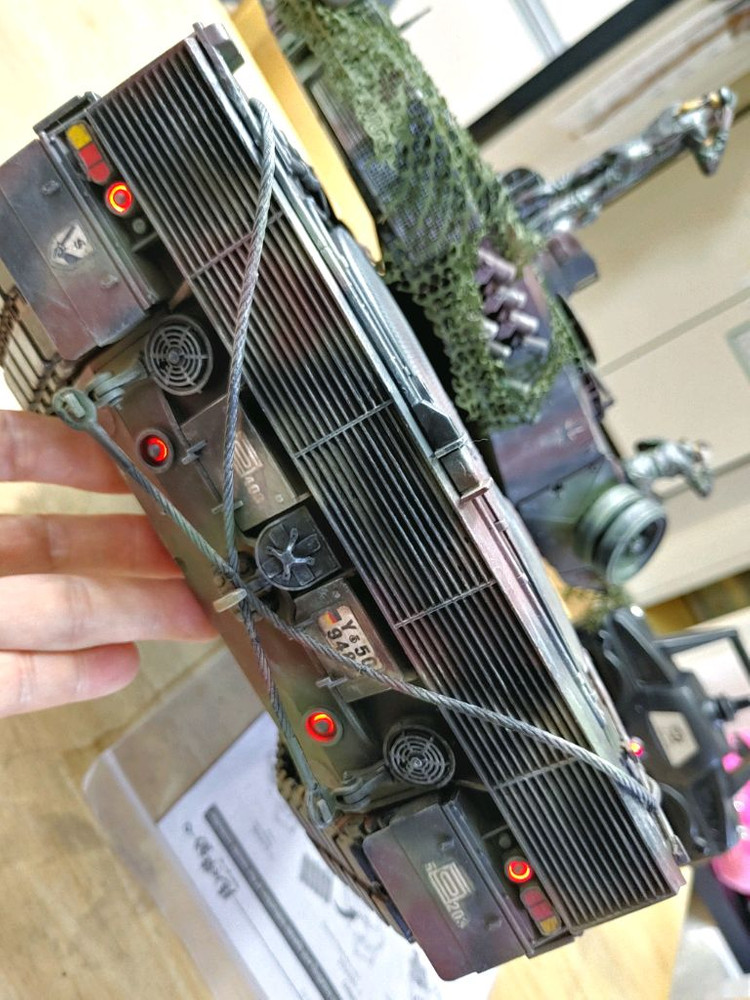 *각종교신가능*정밀도색RC카탱크(대형1/16헝롱7.0PRO버전)프라모델알씨카*독일레오파드2A6전차풀셋~바람에언덕에서 이미지