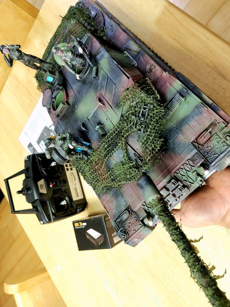 *각종교신가능*정밀도색RC카탱크(대형1/16헝롱7.0PRO버전)프라모델알씨카*독일레오파드2A6전차풀셋~바람에언덕에서 이미지