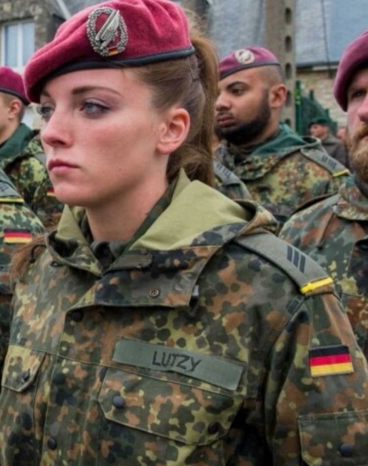 *각종교신가능*정밀도색RC카탱크(대형1/16헝롱7.0PRO버전)프라모델알씨카*독일레오파드2A6전차풀셋~바람에언덕에서 이미지