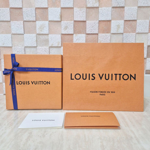 [백화점정품]루이비통 벨트 박스+쇼핑백+리본 풀구성품,루이비통 쇼핑백,루이비통 리본,루이비통 가방,루이비통 벨트 이미지