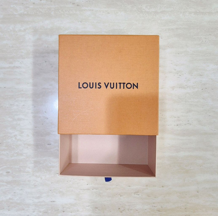 [백화점정품]루이비통 벨트 박스+쇼핑백+리본 풀구성품,루이비통 쇼핑백,루이비통 리본,루이비통 가방,루이비통 벨트 이미지