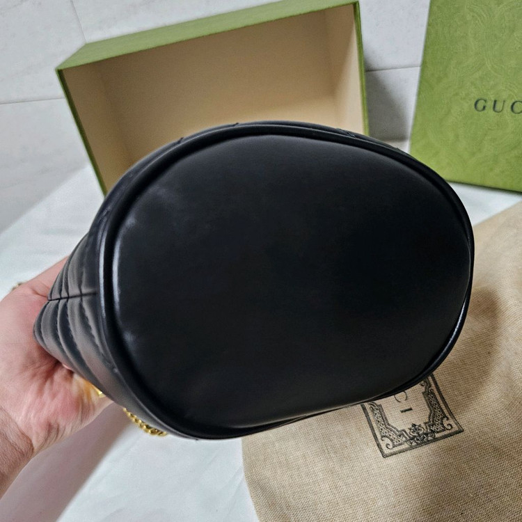 구찌 GG 마몬트 버킷백 스몰 블랙 이미지