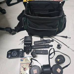 캐논 필름카메라 + 니콘 렌즈 / SB-26 플래시 장비 일괄 판매 이미지
