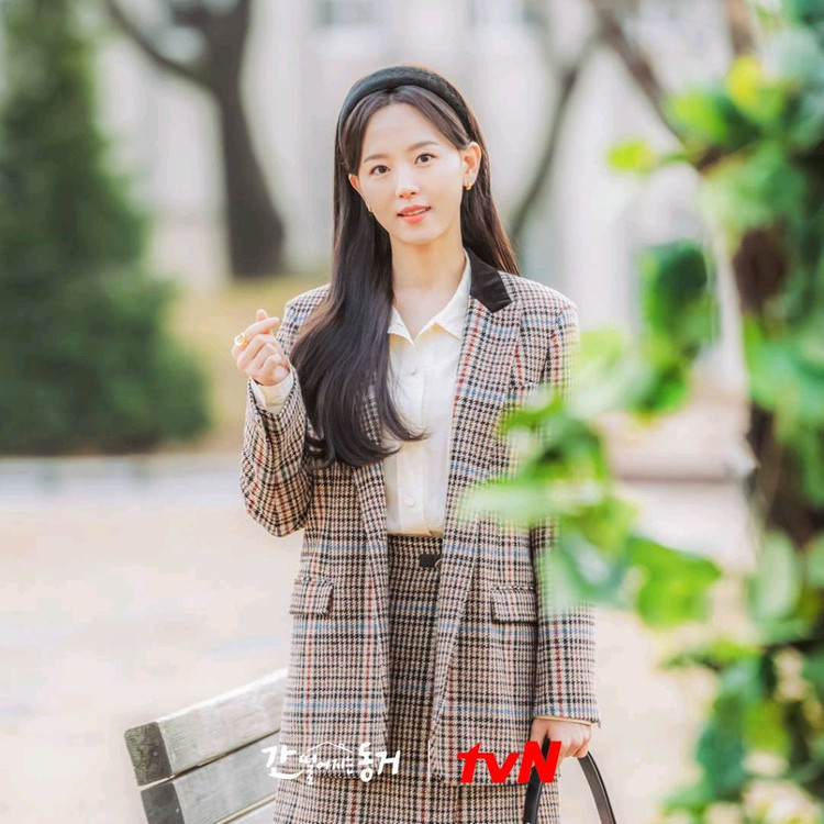 강한나) 산드로 트위드 체크 여성 울 자켓 블레이저 스커트 셋업 세트 이미지