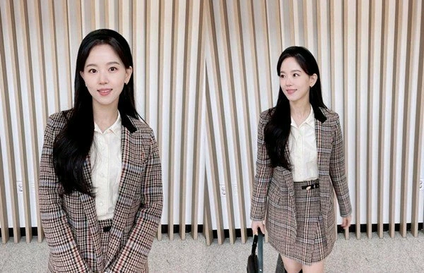 강한나) 산드로 트위드 체크 여성 울 자켓 블레이저 스커트 셋업 세트 이미지