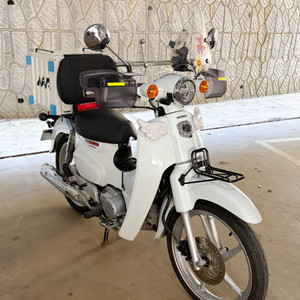 2023년식 혼다슈퍼커브 110 풀튜닝 판매 이미지