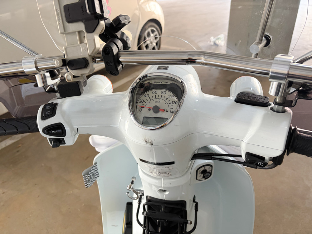 2023년식 혼다슈퍼커브 110 풀튜닝 판매 이미지