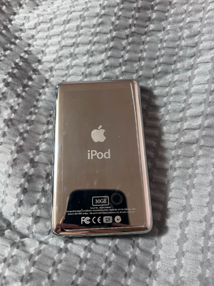 아이팟 클래식 80기가 화이트 고장 이미지