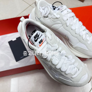 나이키사카이베이퍼와플 270 새상품 이미지