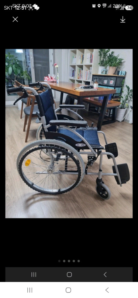 휠체어 새것 이미지