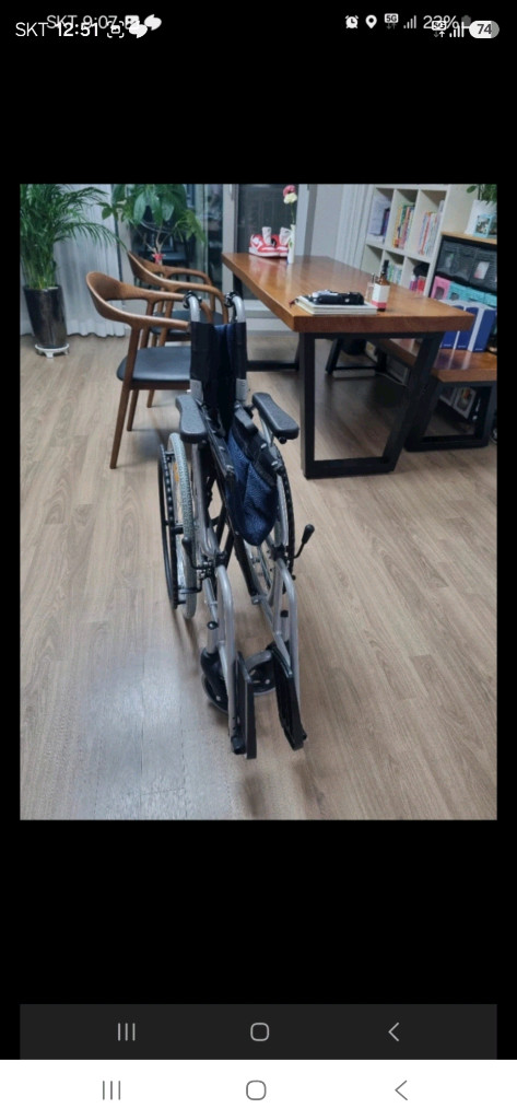 휠체어 새것 이미지