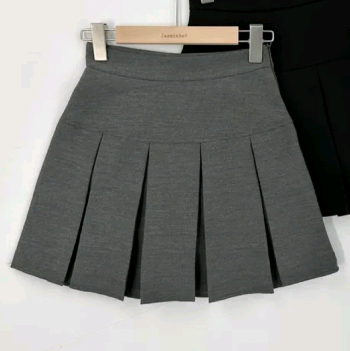 8,900(1회시착)(S~M) 속바지 포함 존예 테니스 스커트 딥그레이 교복핏 이미지