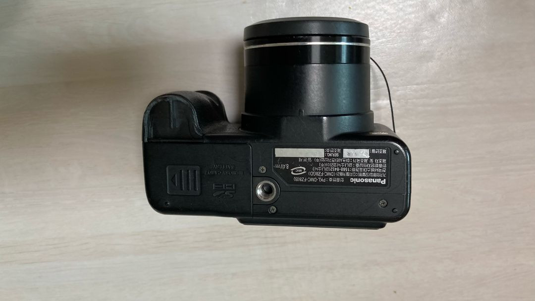 파나소닉 루믹스 DMC-FZ28 디지털 카메라 이미지