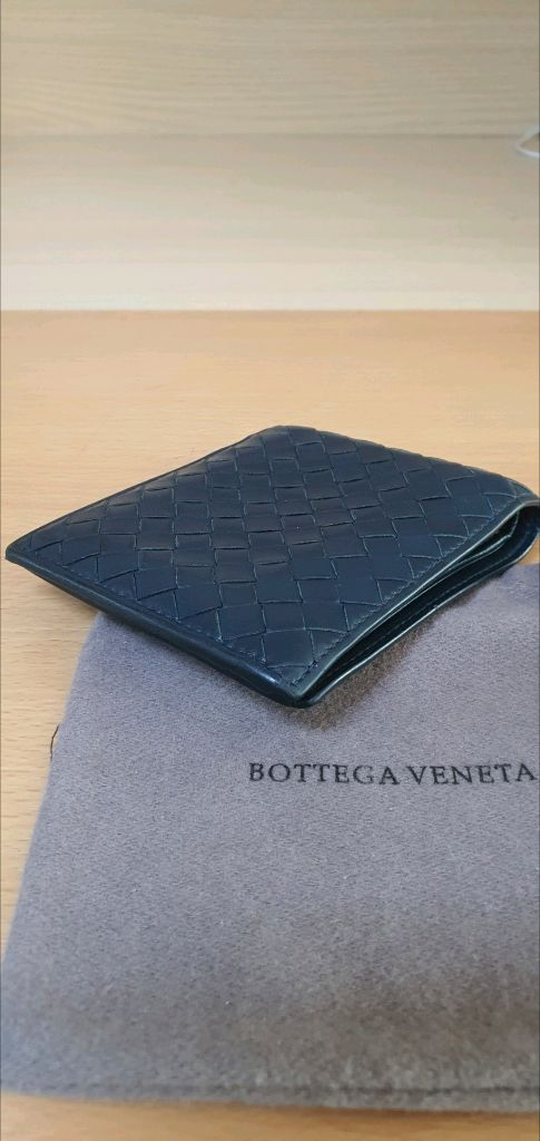 보테가베네타 반지갑/지갑 정품A급(감정O)구찌프라다루이비통디올고야드샤넬셀린느보테가생로랑발렌시아가버버리가방 이미지