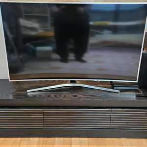 원목 TV 거치대 다이 이미지