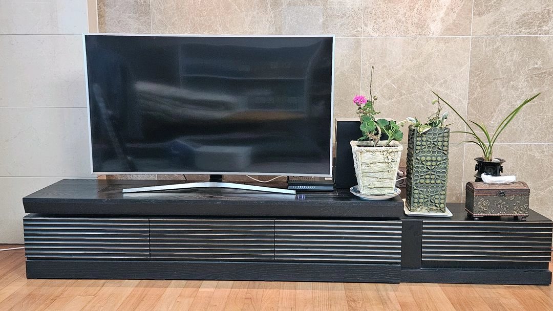 원목 TV 거치대 다이 이미지
