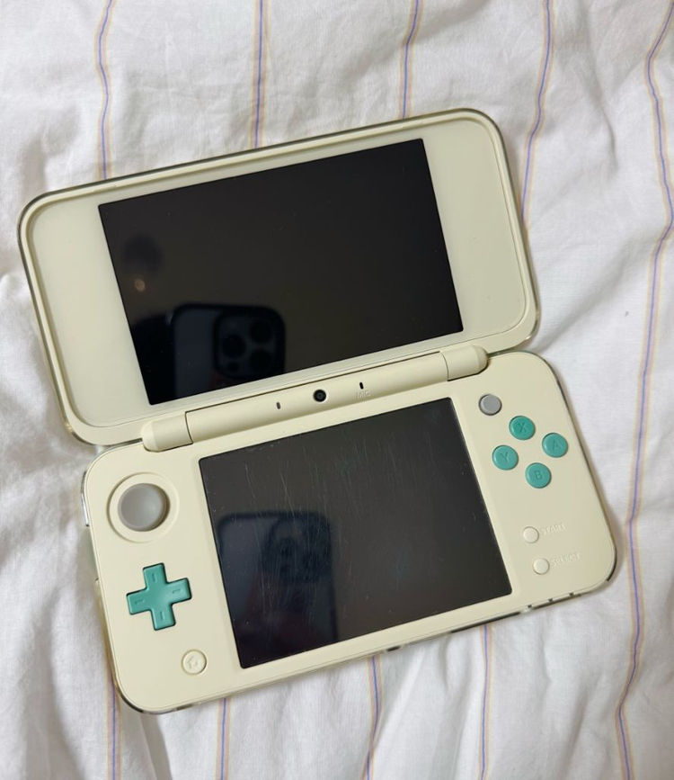 튀어나와요 동물의숲 에디션 닌텐도2DS 이미지