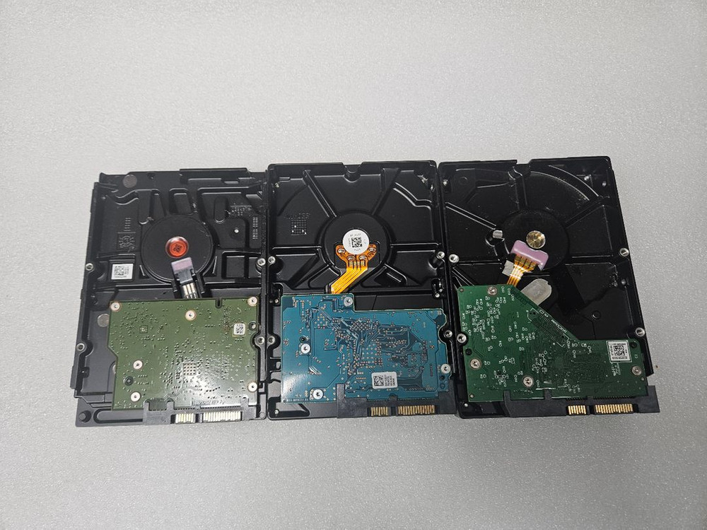 데스크탑 하드 1000기가 3개 입니다 이미지