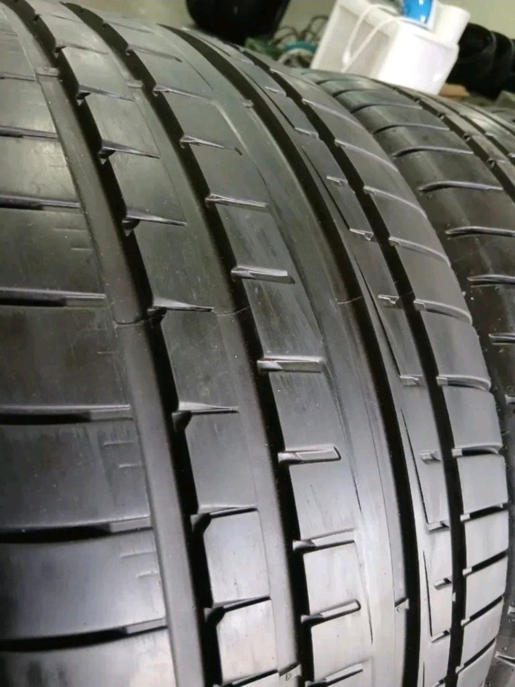 245 35 20 / 275 30 20 #2453520 #2753020굿이어 이미지