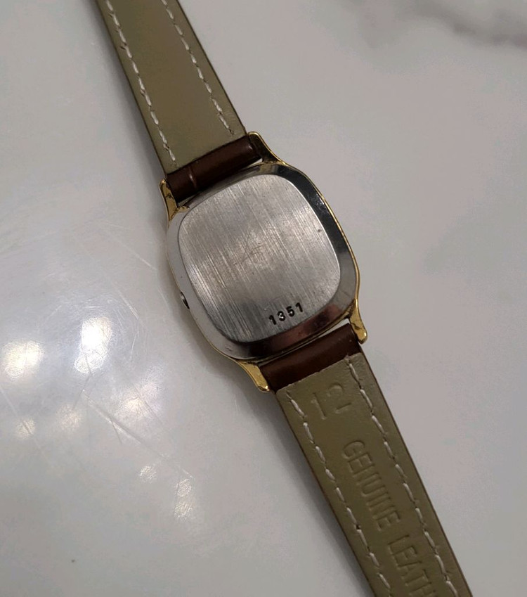 오메가 드빌 금장 여성 레이디 쿼츠 시계 빈티지 여자 손목시계 팔찌 이미지