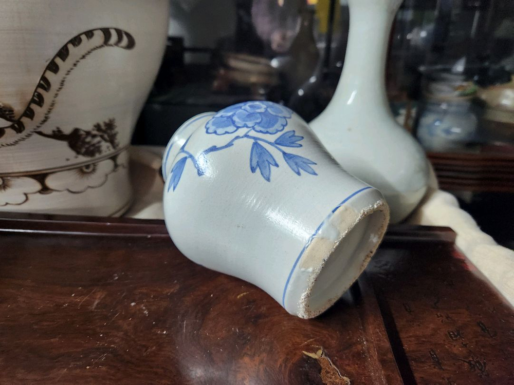 청화백자 목단문준(충) 이미지