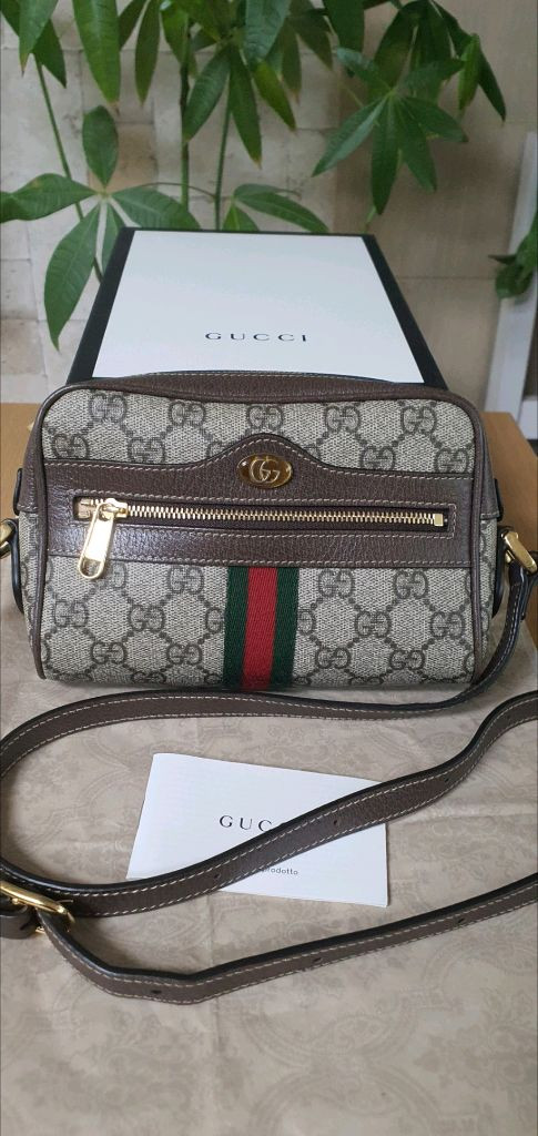 구찌 오피디아 크로스백/카메라백 미니 정품S급(감정O)프라다루이비통디올고야드샤넬셀린느보테가생로랑발렌시아가버버리가방 이미지