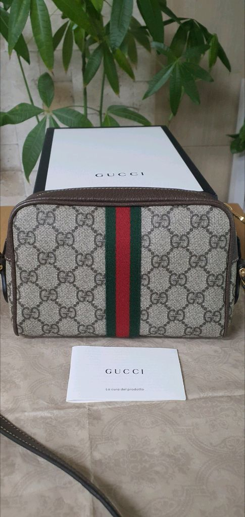 구찌 오피디아 크로스백/카메라백 미니 정품S급(감정O)프라다루이비통디올고야드샤넬셀린느보테가생로랑발렌시아가버버리가방 이미지