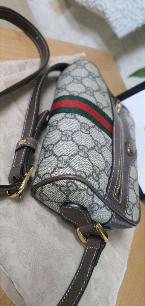 구찌 오피디아 크로스백/카메라백 미니 정품S급(감정O)프라다루이비통디올고야드샤넬셀린느보테가생로랑발렌시아가버버리가방 이미지