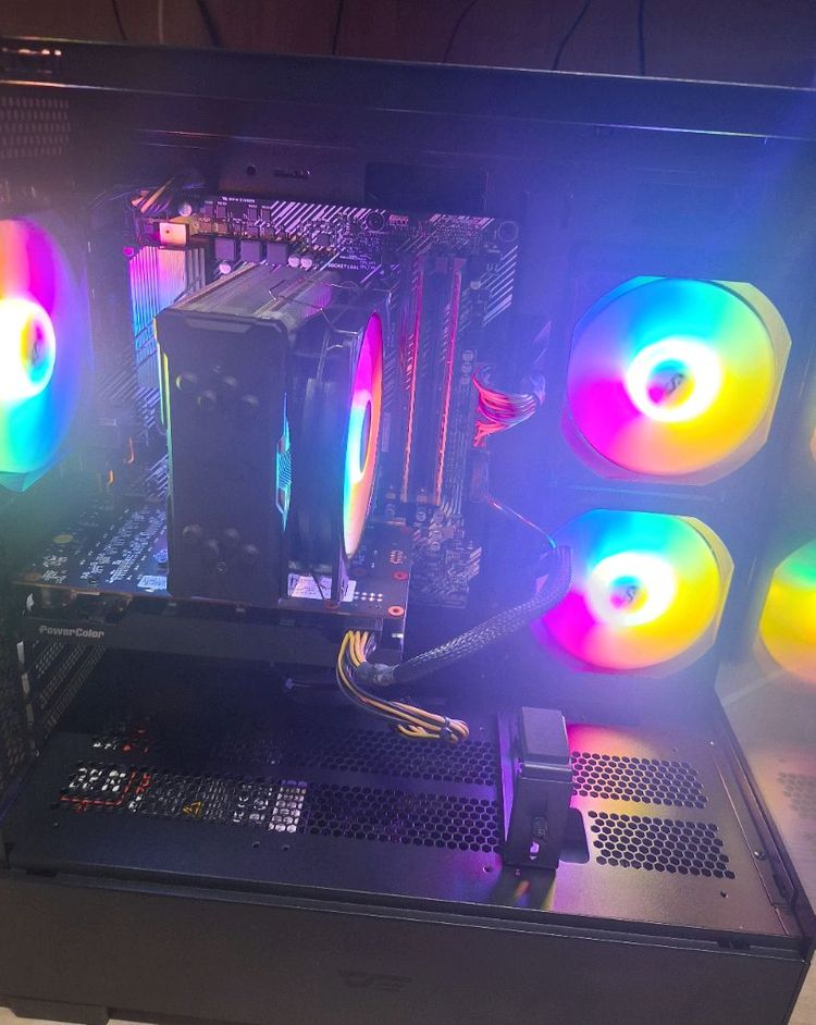 라이젠5600 rx6600 16gb 컴퓨터 PC 본체 이미지