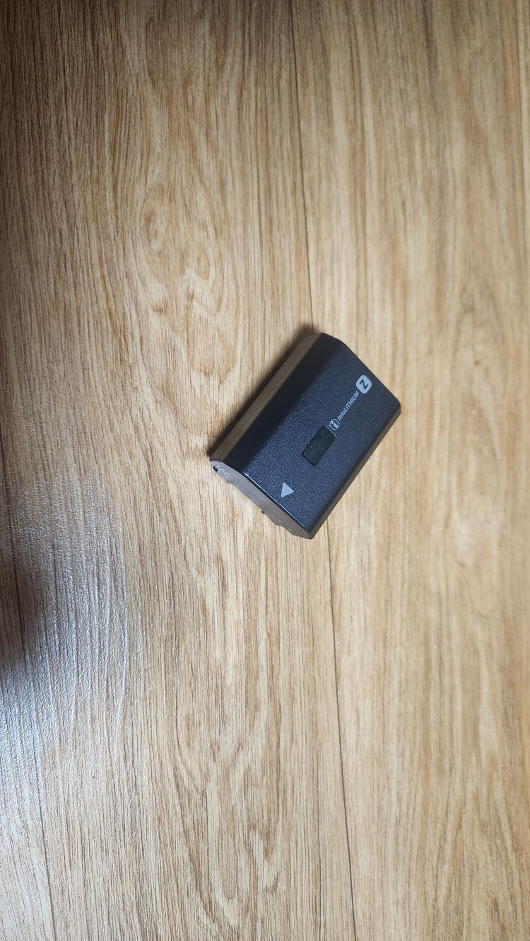 소니 A7C2 카메라 + 스몰리그 케이지 4422 이미지