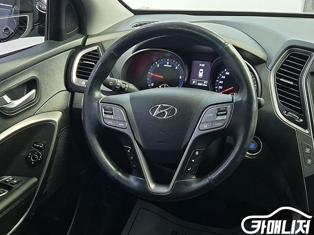 [현대]싼타페 DM 디젤 2WD 2.0 프리미엄 (7인승) #4월특가 이미지